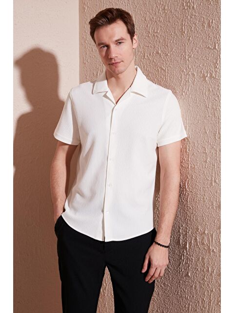 Buratti Pamuk Karışımlı Apaş Yaka Kısa Kollu Regular Fit Erkek Gömlek CF24S115882 - S000142434-19965