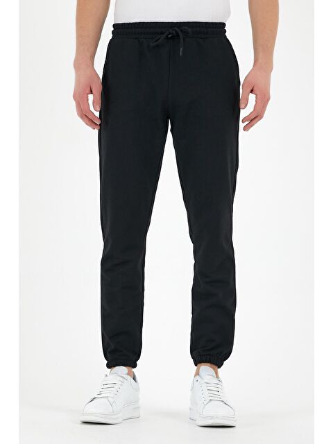 Mmetalic Siyah  Erkek Büyük Beden Jogger Eşofman Altı Etiketli Arka ve Yan Cepli Regular Fit Lastik Paça - S000286966-19351