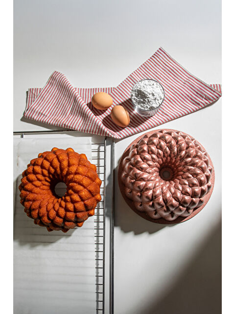 Nehir Nove Rose Gold Döküm Kek Kalıbı 24 Cm - S000515166-20076