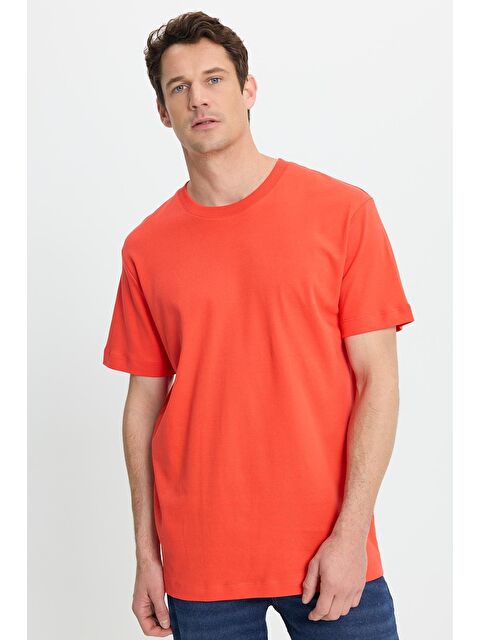 TUDORS Unisex Relax Fit Rahat Kesim %100 Pamuk Yumuşak Dokulu Hafif Kalın Nar Bisiklet Yaka Tişört - S000524523-20013