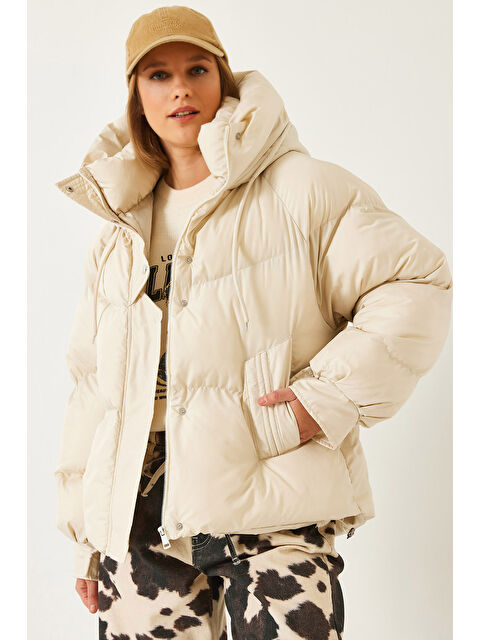 SHADE Kadın Kapüşonlu Cırt Detay Şişme Mont - S000350320-19928