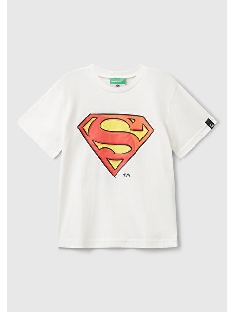 United Colors Of Benetton Erkek Çocuk Ekru Önü ve Arkası Superman Baskılı Logo Etiketli Jarse T-shirt - S000434904-19965
