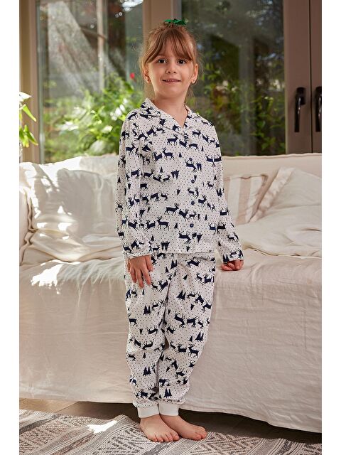 ZEYLAND Kız Çocuk Geyik Desenli Düğmeli Pijama Takımı - S000315163-19965