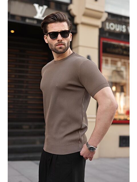 Madmext Açık Kahverengi Bisiklet Yaka Fitilli Erkek Tişört E7474