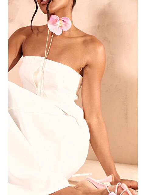 New Obsessions Aloha Orkide Çiçek Detaylı Choker Tasma Kolye - S000214076-23490