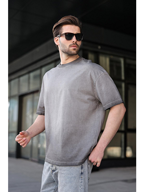 Madmext Siyah %100 Pamuklu Bisiklet Yaka Oversize Erkek Tişört E7177