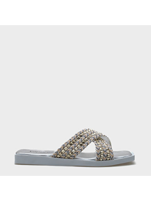 Capone Outfitters Kyla Düz Topuklu Küt Burunlu Metal Aksesuarlı Çapraz Bantlı Hasır Kadın Terlik - S000530376-20063