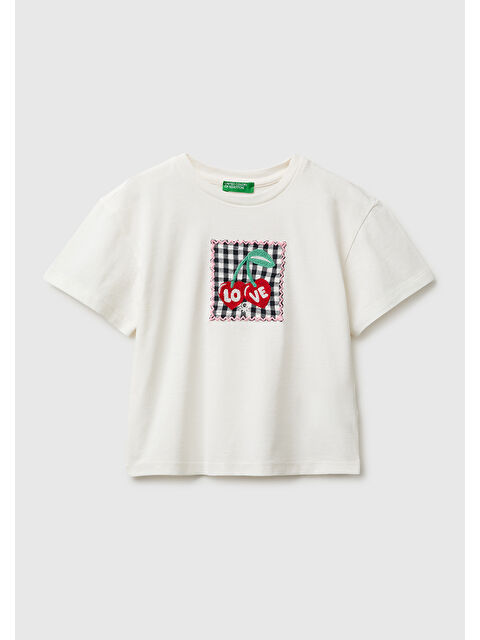 United Colors Of Benetton Kız Çocuk Beyaz Aplike İşlemeli Kısa Kollu Bisiklet Yaka T-Shirt