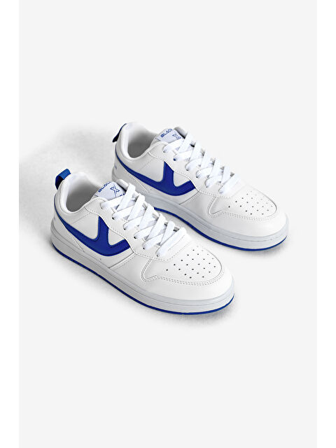 TONNY BLACK Kadın Beyaz Sax Termo Taban Şerit Detaylı Bağcıklı Spor Ayakkabı - S000493955-37244