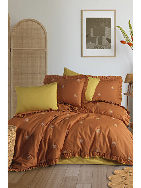 Nordqueen Ranforce %100 Pamuk Nakışlı Fırfırlı Nevresim Seti Sorteranev