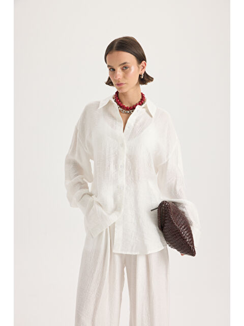 Mai Collection Yovena Düğme Detay Ekru Oversize Gömlek