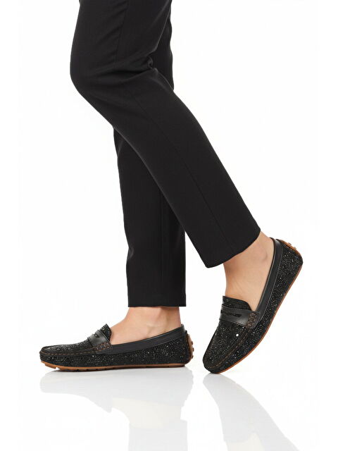 Ayakmod Siyah Taş İşlemeli Hafif Esnek Kadın Babet Ayakkabı 302122 Z - S000515881-19351