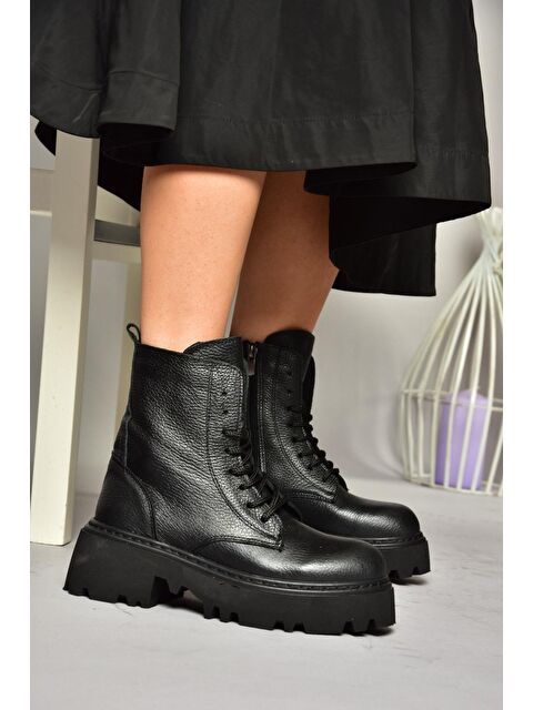 Fox Shoes T3801700 Siyah Hakiki Deri Kadın Bot - S000298421-19351