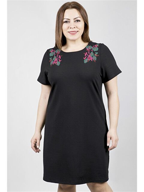 Mylinemoda Kısa Kollu Nakışlı Punto Elbise - S000239451-19351