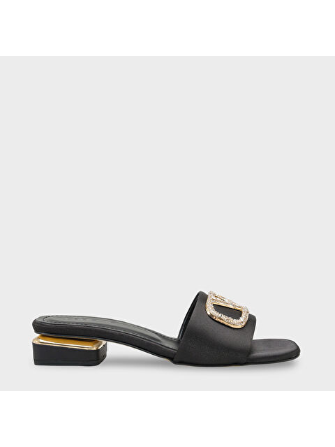 Capone Outfitters Yuvarlak Küt Burunlu Taşlı Tokalı Saten Kısa Topuklu Kadın Terlik - S000530359-19351