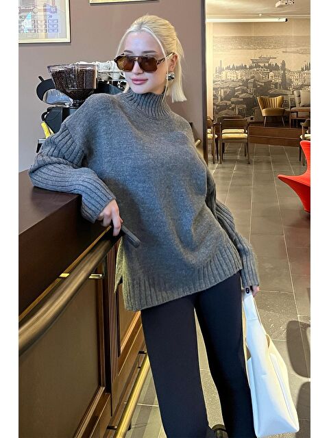 Madmext Antrasit Yarım Balıkçı Yaka Fitil Detaylı Kadın Kazak Mg2156 - S000280971-29666