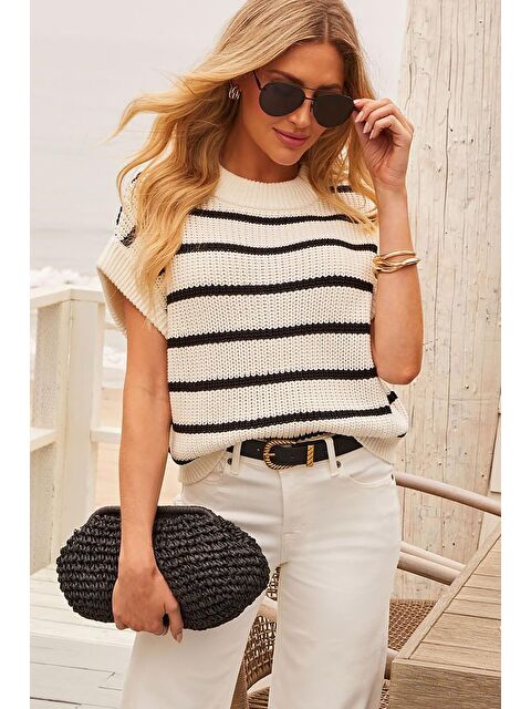 Madmext Ekru Çizgili Triko Süveter Mg2159 - S000280973-19965