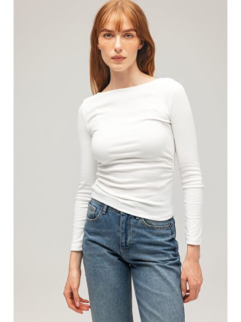 Saade Beyaz Kadın Basic Uzun Kollu Drapeli Bluz