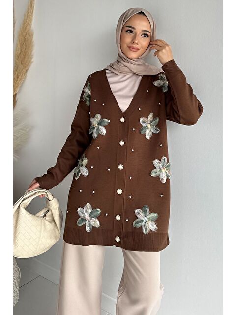 Julude Taş Detaylı Çiçek İşlemeli Tesettür Triko Hırka - S000326620-19413