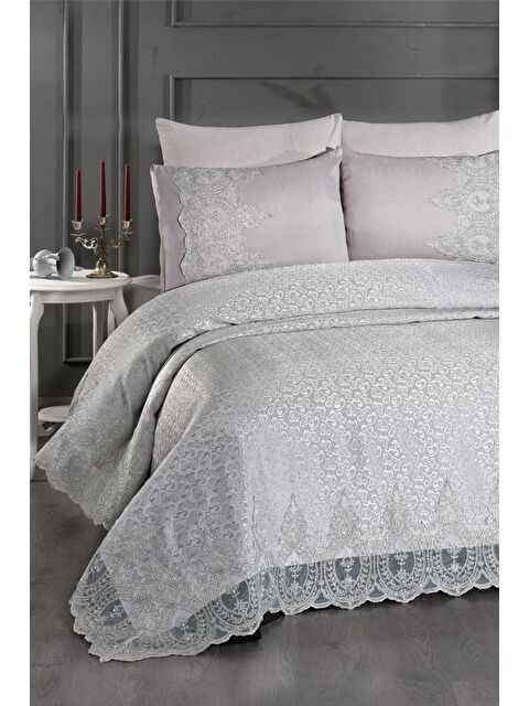 Çeyiz Diyarı İlayda Fransız Güpürlü Brokar Pike Takımı Gri - S000495694-20600