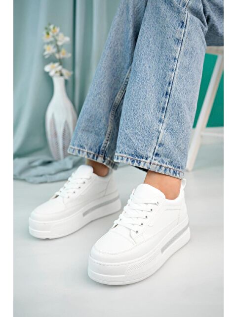 Oksit Zima Tabanı Taş Detaylı Kalın Taban Bağcıklı Kadın Sneaker - S000294441-20063