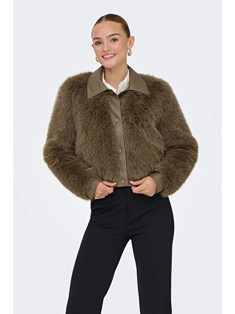 Only Onlnoeme Regular Fit Klasik Yaka Yumuşak Tüylü Düğmeli Mont 15356776 - S000485331-19413