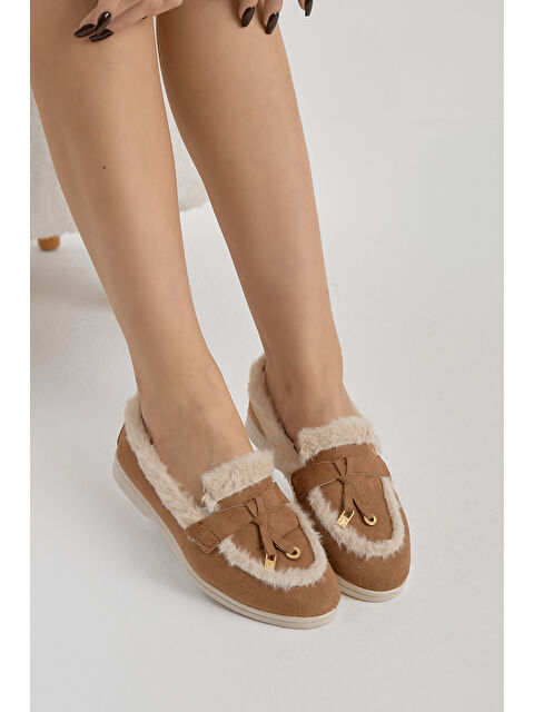 TONNY BLACK Kadın Taba Termo Taban Kürk Detaylı Süet Görünümlü Tokalı Günlük Loafer Ayakkabı - S000493920-14955