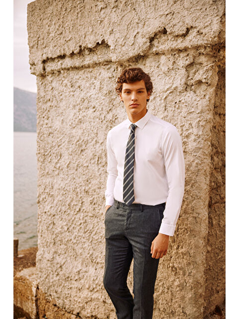 Altınyıldız Classics Erkek Beyaz Ütü Gerektirmeyen Non-Iron Comfort Fit Geniş Kesim %100 Pamuk Klasik Yaka Gömlek - S000419714-20063