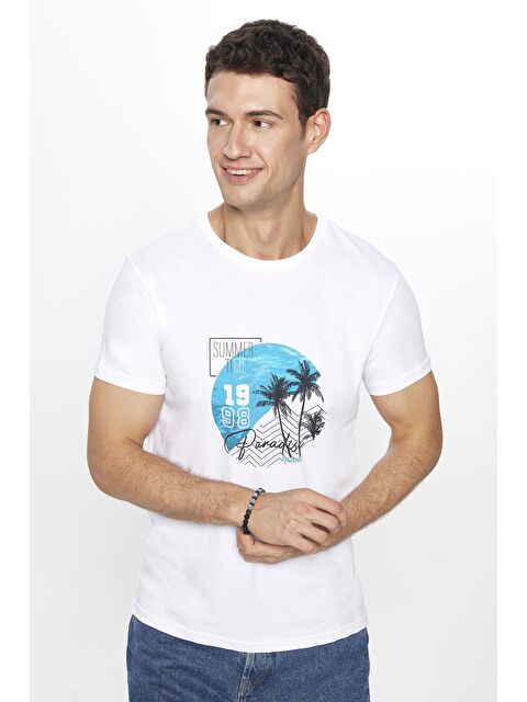 TUDORS Erkek Slim Fit Dar Kesim %100 Pamuk Yumuşak Dokulu Baskılı Beyaz Bisiklet Yaka Tişört - S000236584-20063