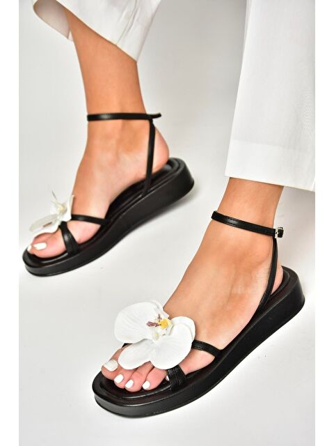 Fox Shoes U3429627 Siyah Kadın Sandalet - S000356723-19351