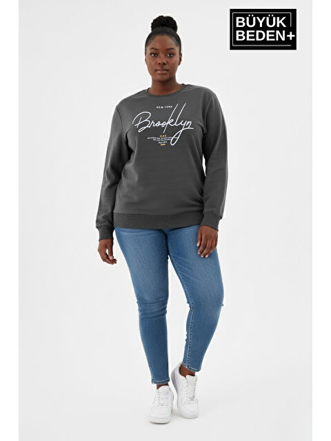 Süperlife Kadın Büyük Beden El Yazılı Brooklyn Baskılı Bisiklet Yaka İnce Sweatshirt SPR26BSWK956-6 - S000487634-17308