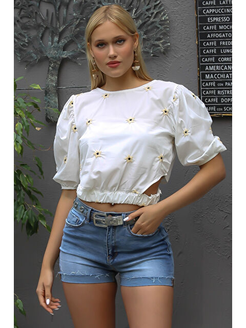 Chiccy Beyaz Havuz Yaka Balon Kol Beli Lastikli Nakışlı Dokuma Bluz - S000358719-20063