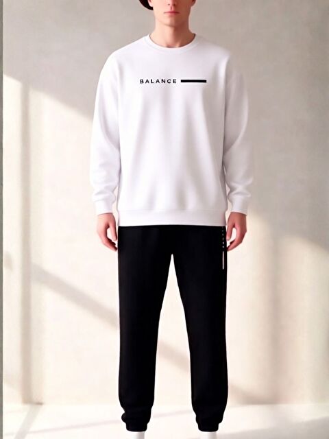 Trendseninle Erkek Beyaz Siyah Balance Baskılı Bisiklet Yaka Alt Üst Eşofman Takımı - S000487957-37246