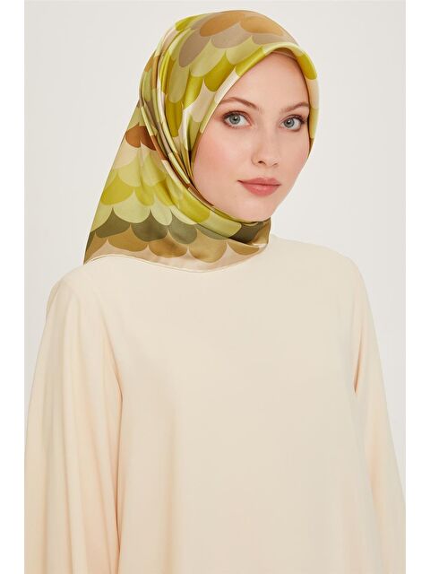 ARMİNE Geometrik Desenli Sura Saf İpek Eşarp 9212D 37 - S000500419-23173