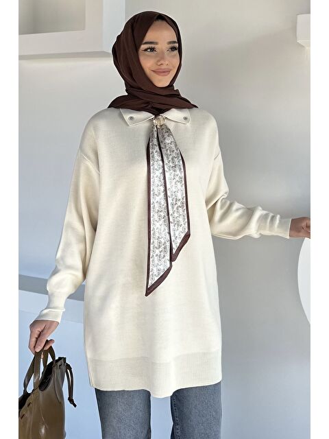 Julude Gülseli Polo Yaka Fular Aksesuarlı Tesettür Triko Tunik - S000491726-19966