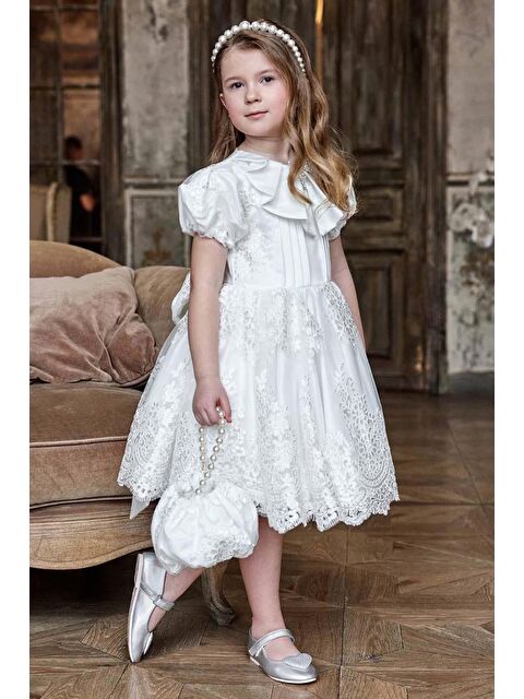 Riccotarz Kız Çocuk Bebe Yaka Detaylı Üzeri Boydan Dantel İşlemeli Astarlı Kabarık Beyaz Abiye
