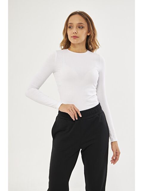 Chandraswear Beyaz Kadın Basic Yuvarlak Yaka Uzun Kollu Bluz - Floris - S000127240-20063