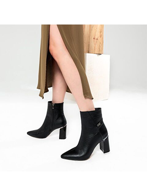 Yaya By Hotiç Kadın Siyah Fermuarlı Kalın Topuklu Bot - S000491757-19351