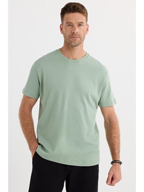 TUDORS Unisex Relax Fit Rahat Kesim %100 Pamuk Yumuşak Dokulu Hafif Kalın Yeşil Bisiklet Yaka Tişört - S000519429-18194