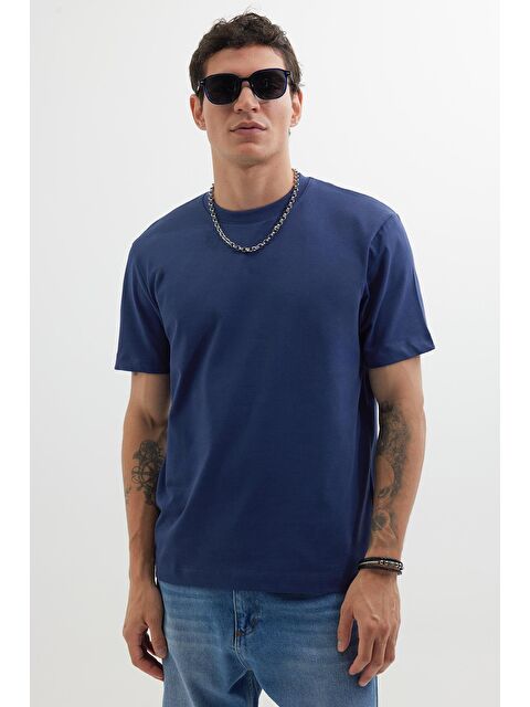 TUDORS Erkek Regular Fit Klasik Kesim %100 Pamuk Bisiklet Yaka Lacivert Tişört - S000519431-21164