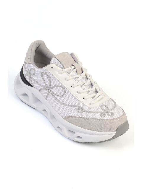 Capone Outfitters Ruth Fileli Havalı Tabanlı Konfor Kadın Spor Ayakkabı Sneaker - S000518361-20063
