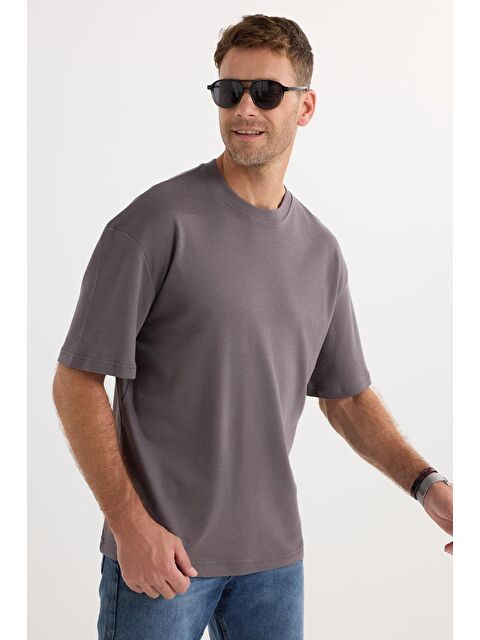 TUDORS Unisex Oversize Geniş Kesim %100 Pamuk Yumuşak Dokulu Basic Bisiklet Yaka Füme Tişört - S000519454-37488