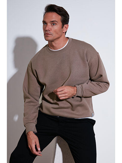 Buratti Regular Fit Bisiklet Yaka Pamuklu İçi Tüylü Yumuşak Şardonlu Erkek Sweatshirt  5905255 - S000000582-19291