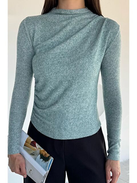 Gülseli Kadın Omuz Ve Yan Büzgülü Bluz - S000469740-1180