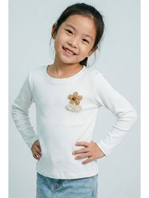 Breeze Kız Çocuk Uzun Kollu Tişört Çiçek Arma Detaylı Ekru (3-7 Yaş) - S000526873-19965