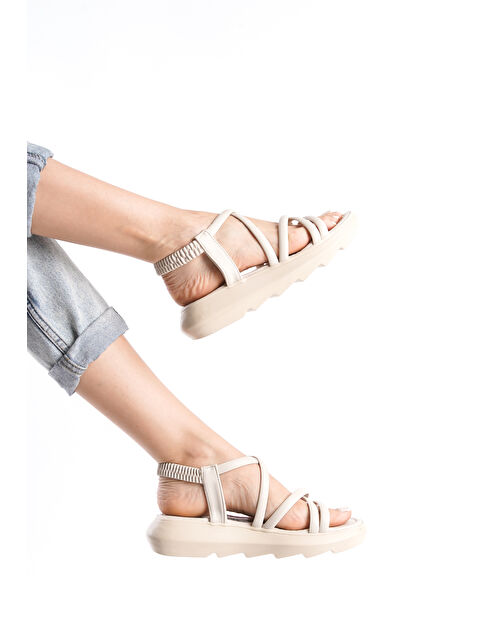 Daxtors D841 Günlük Ortopedik Kadın Sandalet