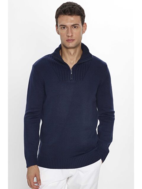 TUDORS Erkek Slim Fit Dar Kesim Armürlü Fermuarlı Lacivert Dik Yaka Kazak