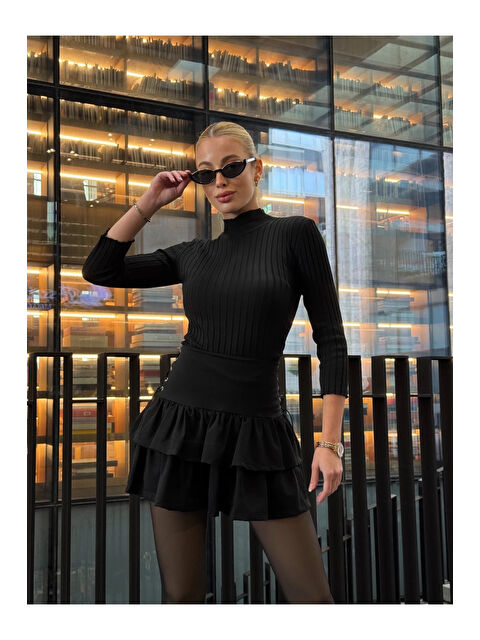 Hazelin Kadın Siyah Kuş Gözlü Fır Fır Detaylı Mini Etek HZL25W-ZK11391 - S000351910-19351