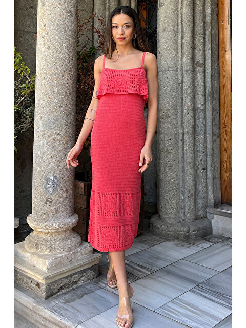 Gülseli İnce Askılı Madonna Yaka Elbise - S000299415-20048