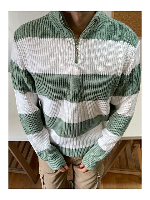 Tarz Cool Erkek Fermuarlı Çizgili Desenli Triko Kazak - S000147115-37476